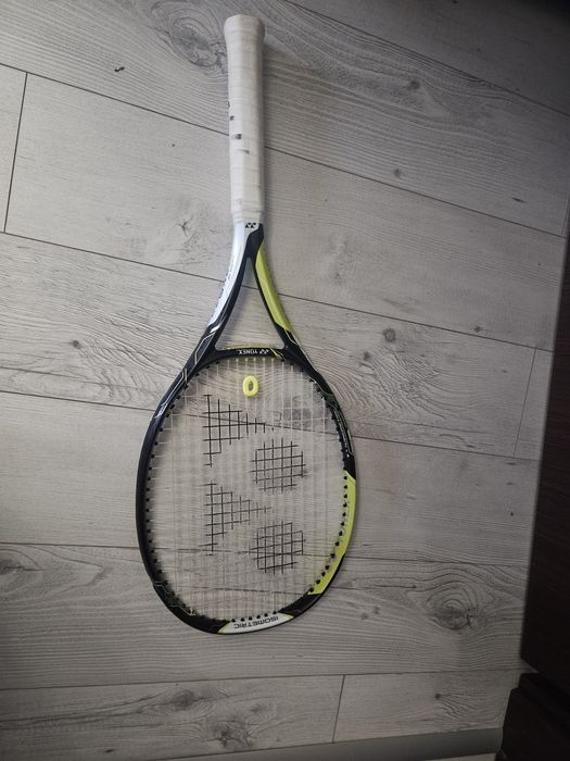 Rara Yonex Ezone Ai 100 Stare foarte buna