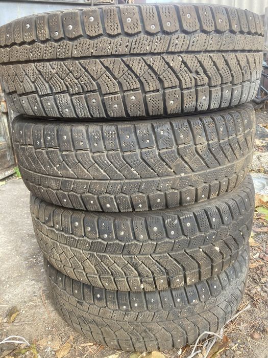 Шины б/у комплект 4 шт