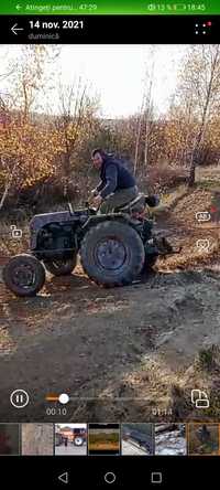 Vând/schimb tractor