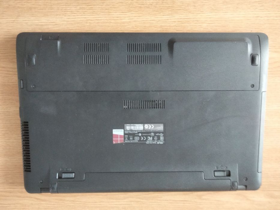 i7 Asus A550L in foarte bune conditii
