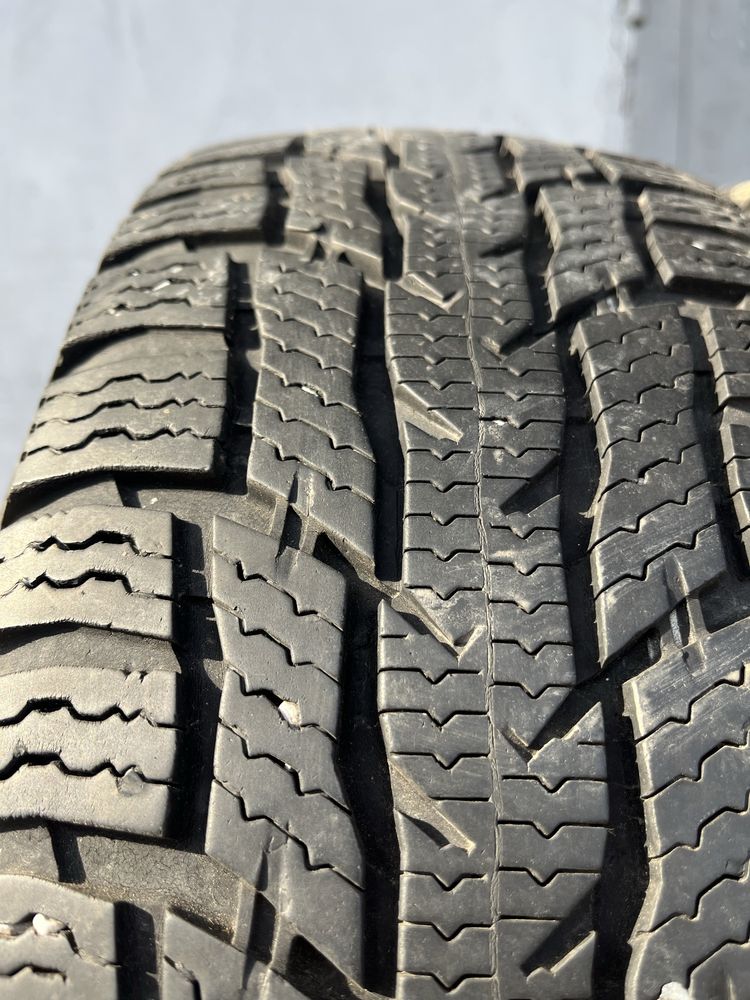 2 бр. гуми за бус 195/70/15C Nokian 6 mm DOT 1817