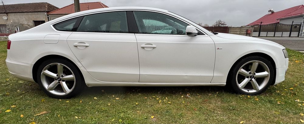 Audi A5 2.0 143 3xS-LINE
