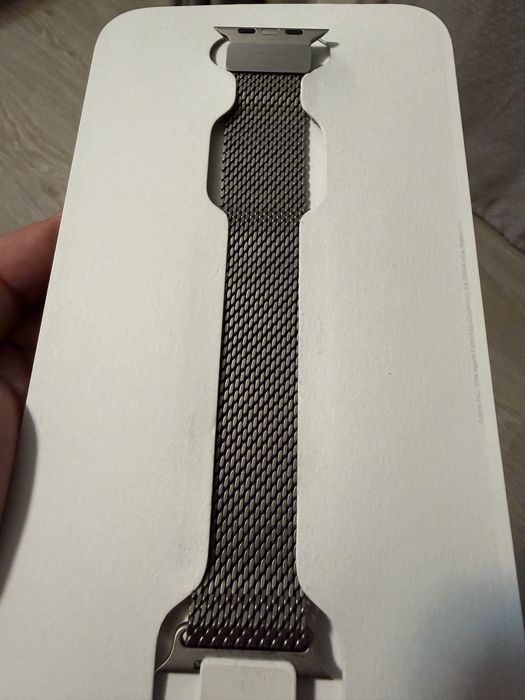 Curea Apple Watch Ultra Titanium Milanese Loop