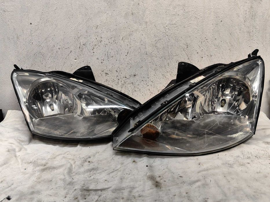 Оригинални фарове Форд Фокус  Ford Focus