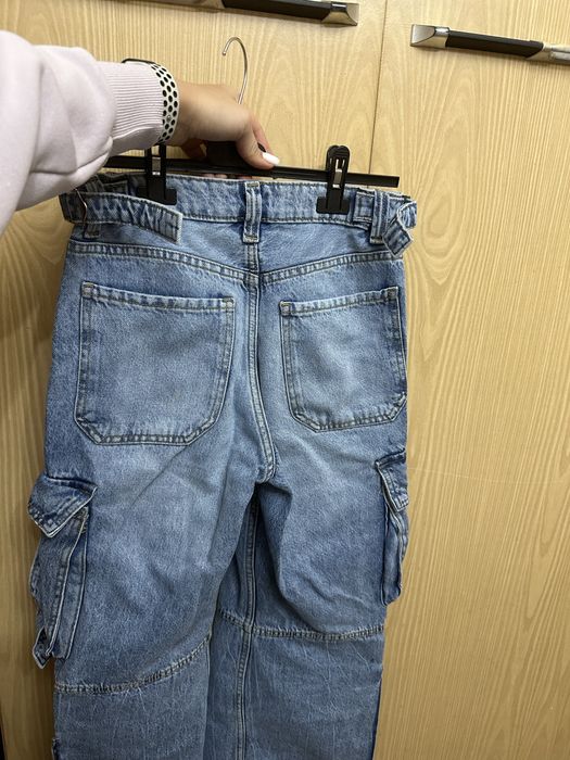 Дънки с джобове и тип Чарълстоун