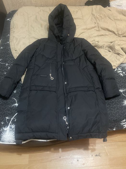 Продам новую Женскую куртку