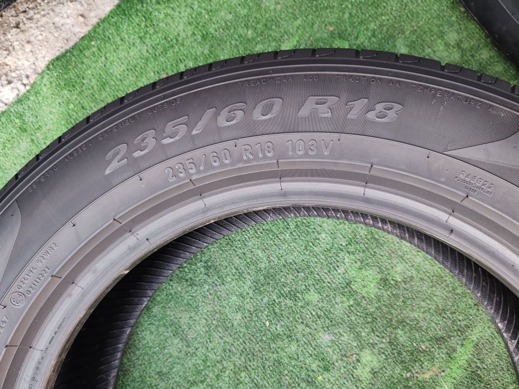 235 60 18 vara Pirelli
