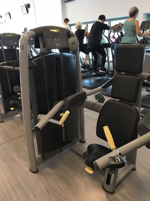 Sala fitness completa technogym