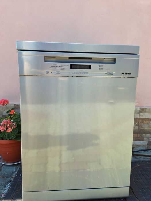 Miele G6730SC pentru piese