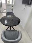 Seta masă Hamburg Black Marble cu două scaune Rio gri,