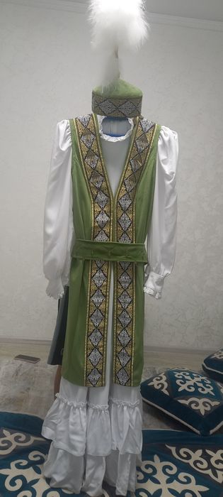 Казахский национальный костюм