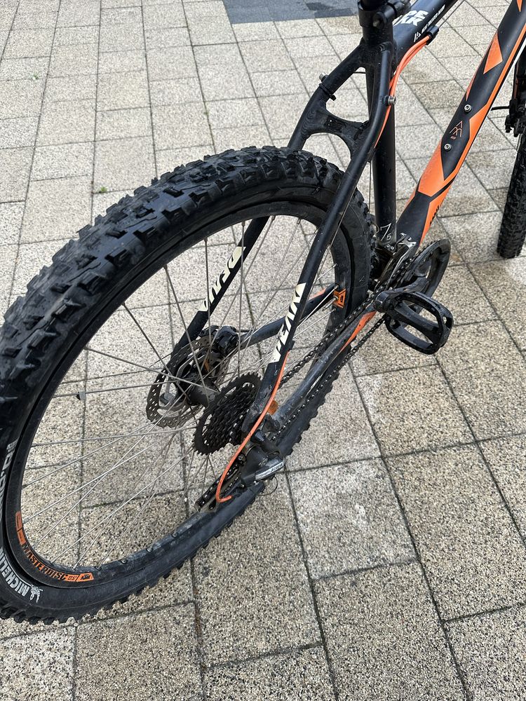 Bicicleta KTM line