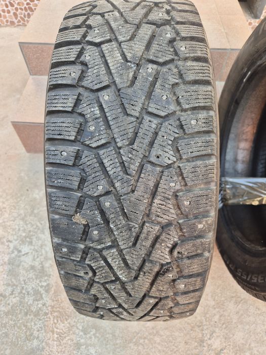 Автошины шипованные