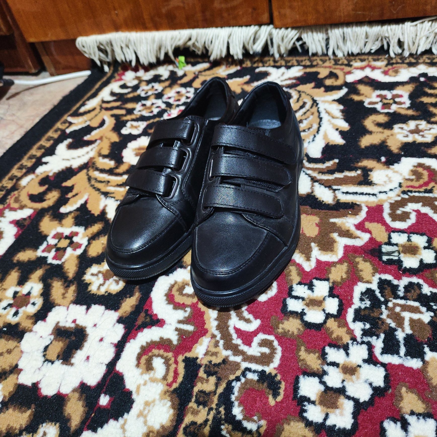 Туфли-кеды 39 размер