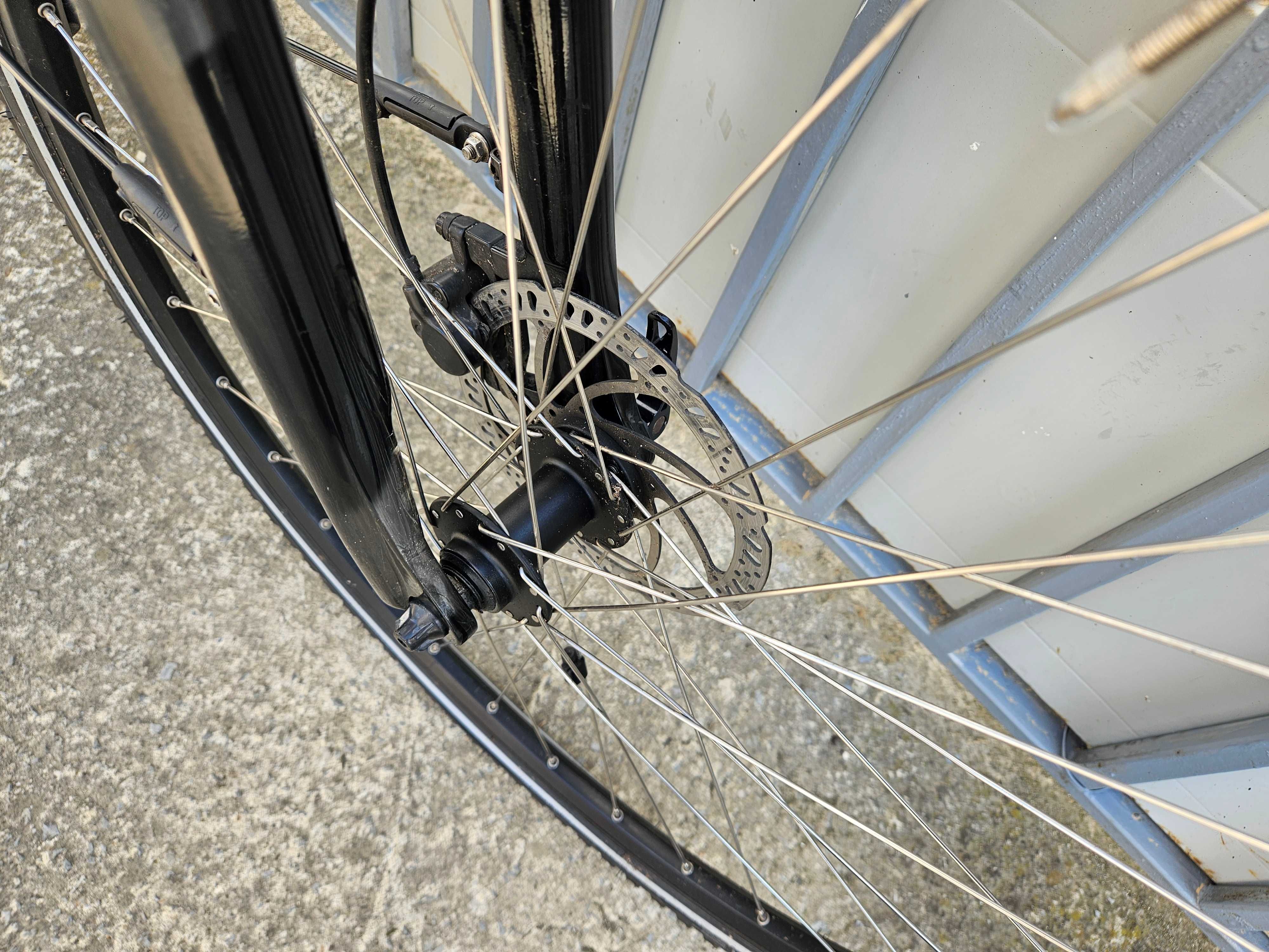 Електрически велосипед 28 цола LIQBIKE