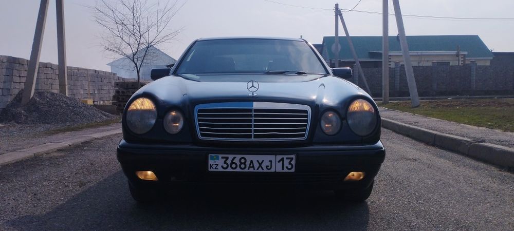 Mercedes Benz лупарик
