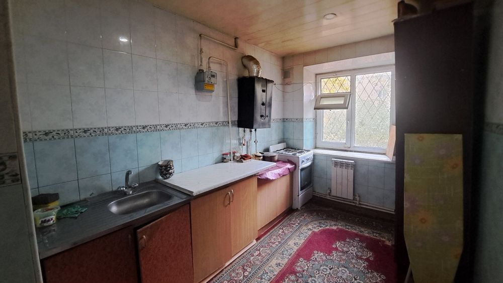 Чирчик шахри 
Троицкий
1-хона 1-этаж 
Квартира Ижарага Берилади атап