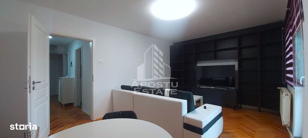 Apartament cu 3 camere  decomandat in zona Maranata