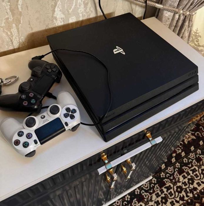 Playstation 4 pro ps4 pro ideal