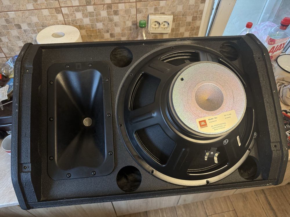 Vand boxe  JBL PRX 415M