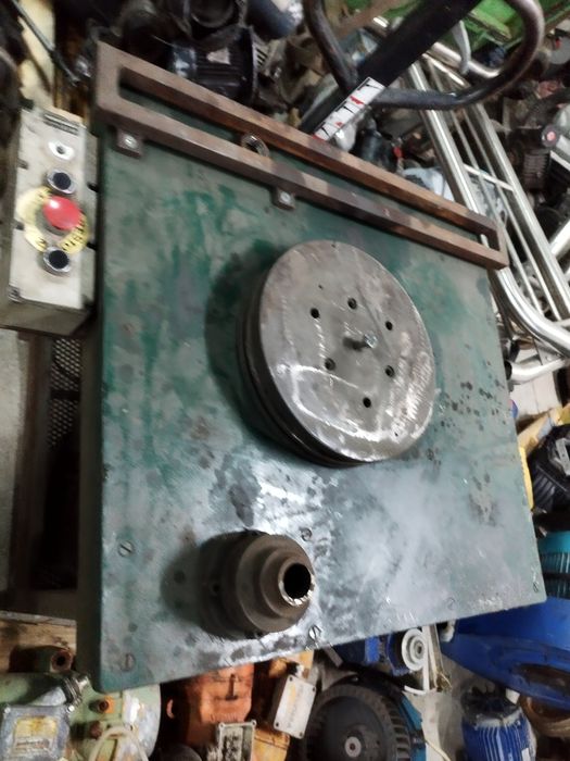 Машина за огъване на желязо