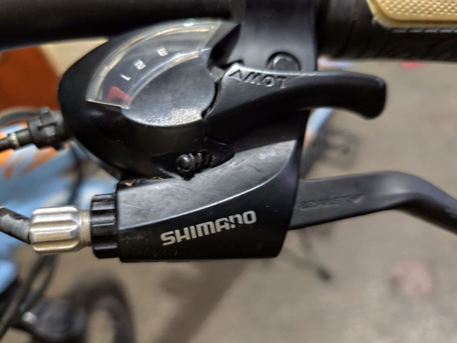 Vând bicicleta damă