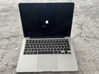 Laptop macbook pro late