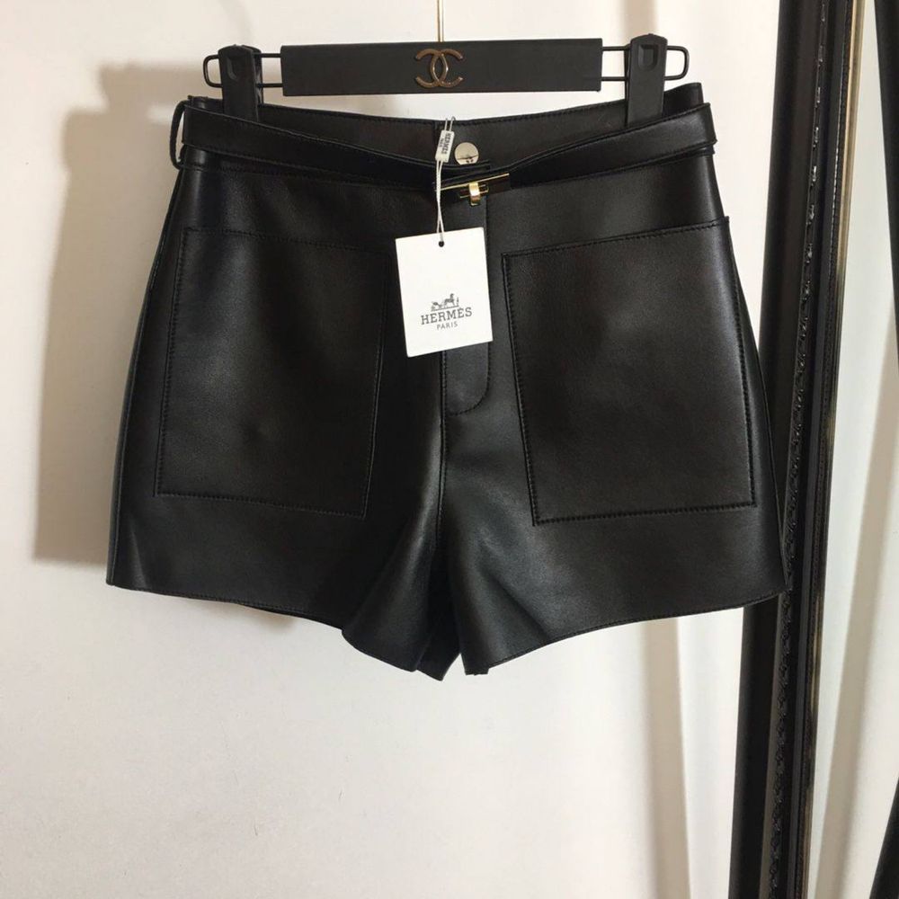 Поли и панталонки Chanel, Dior, Gucci