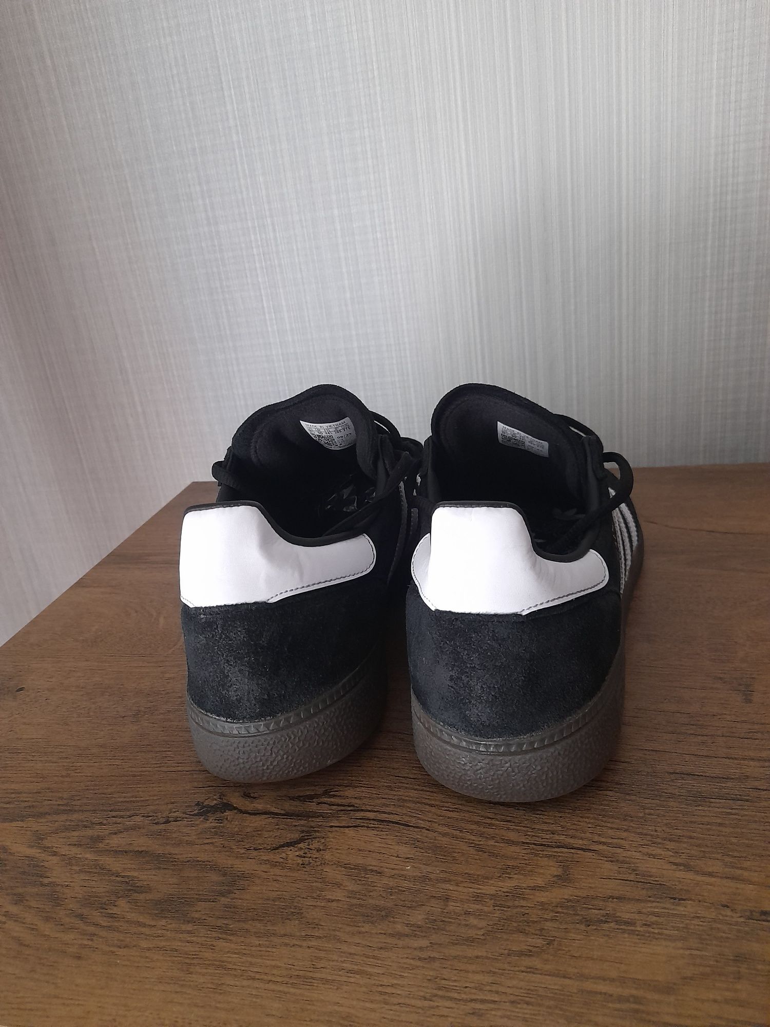 Adidas Spezial кецове 44 номер.