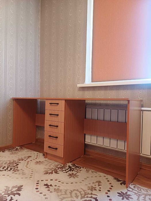 Продаю стол в отличном состоянии