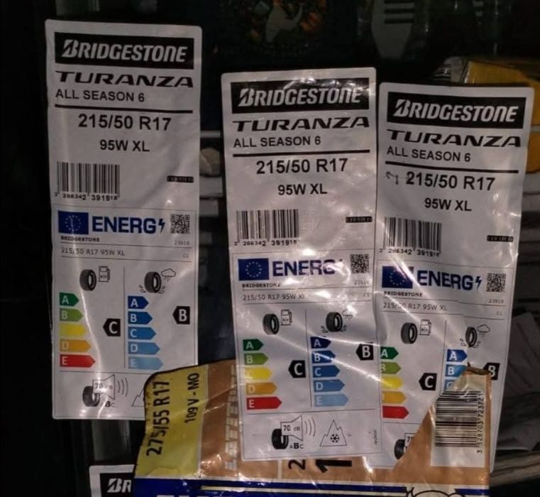 Vând set cauciucuri 2024 Bridgestone 215 50 R 17 a