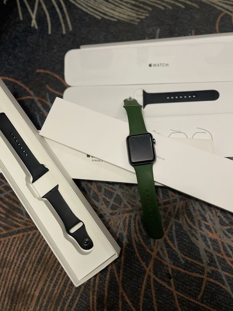 Продам Apple Watch 3 42 мм