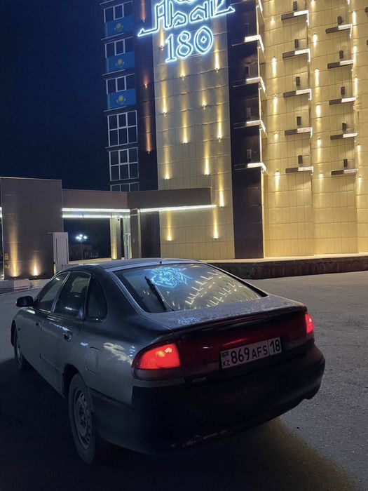 Срочная продажа Mazda Cronos 2.00
