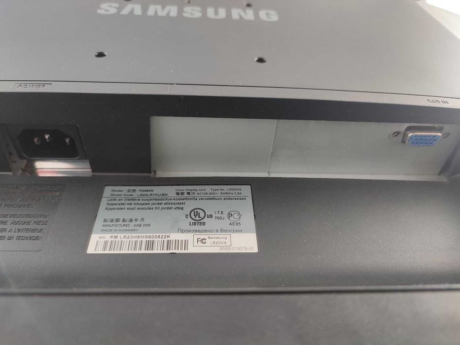 Monitor Samsung SyncMaster P2350N