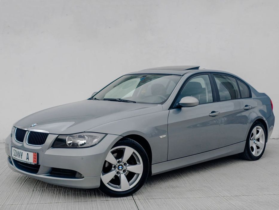 BMW Seria 3 e90 - Trapa, Navi, - Posibilitate Rate - Garantie si Livrare Gratuita