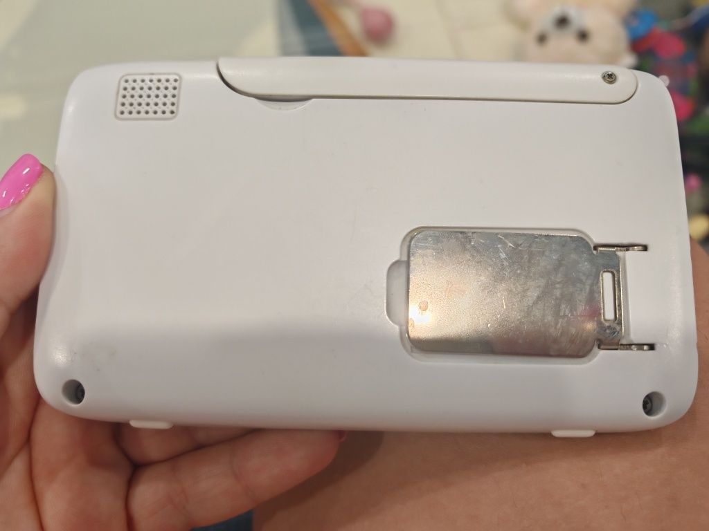 Бебефон Motorola MBP85
