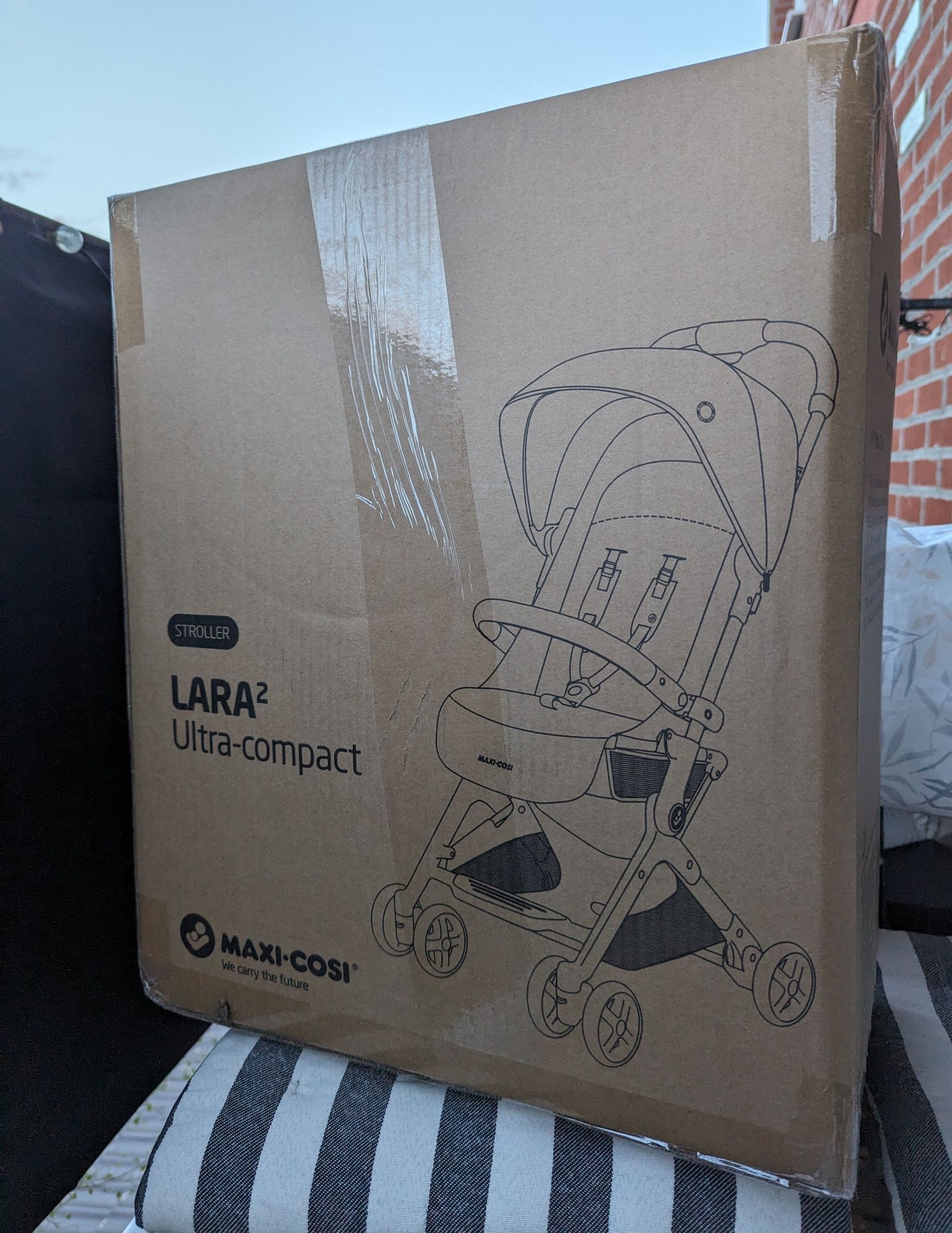 Нова лятна количка Maxi Cosi Lara 2  сива