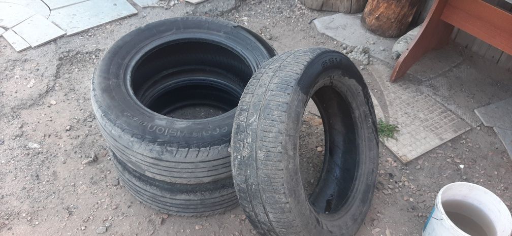 Продам шины летние на 15