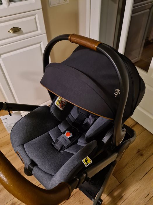 Ĵoie Finiti Signature 3 in 1 crem/gri, cu baza isofix set complet