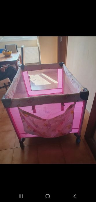 Pătuț pentru copii