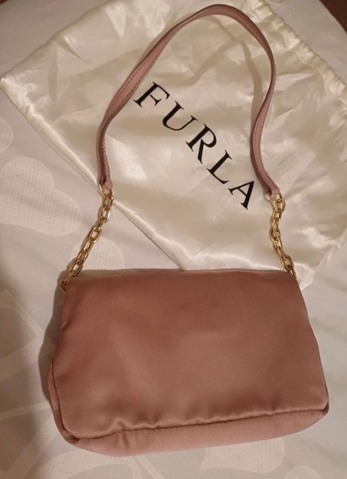 Furla Satin Rose елегантна клъч чанта