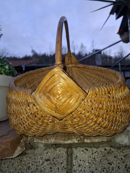 Продавам стар бъкърен казан.Без нагар.