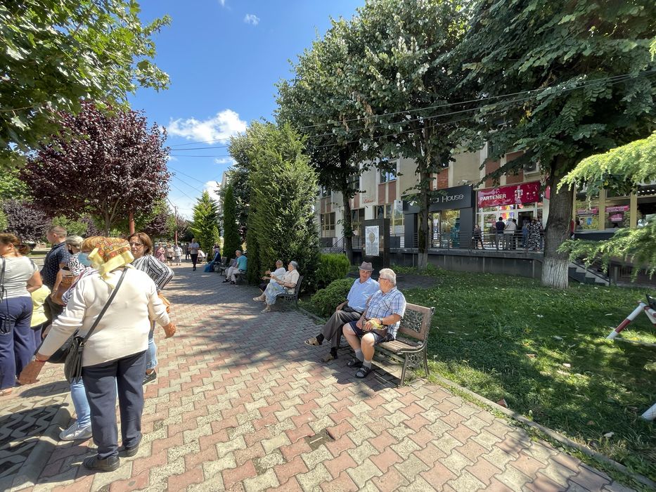 Inchiriez birouri ultracentral pentru sediu firma, cabinete, Moinesti