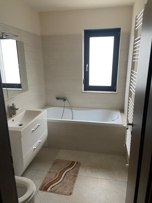 Inchiriez apartament 2 camere