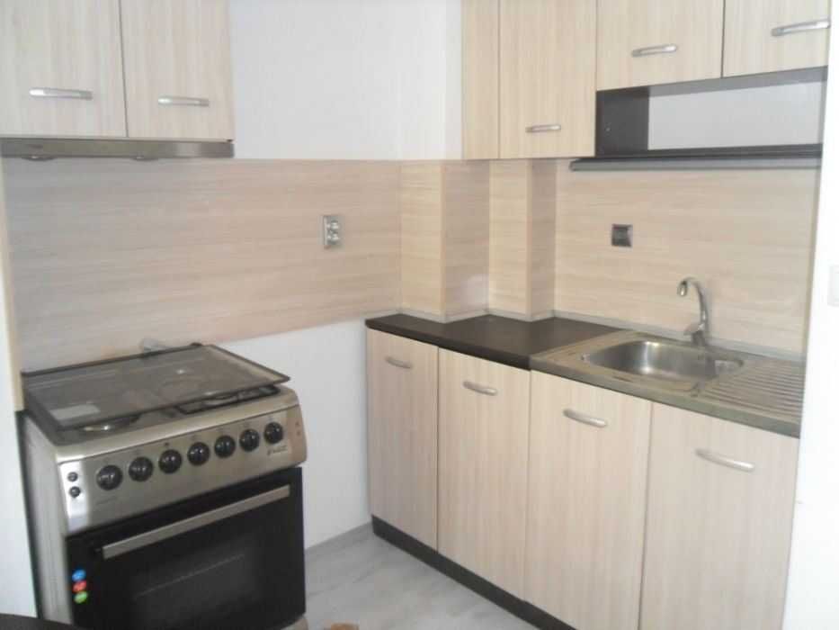 Дава се под наем Тристаен апартамент в София, Гео Милев - 109 кв.м за 499.8 € - Снимка #1