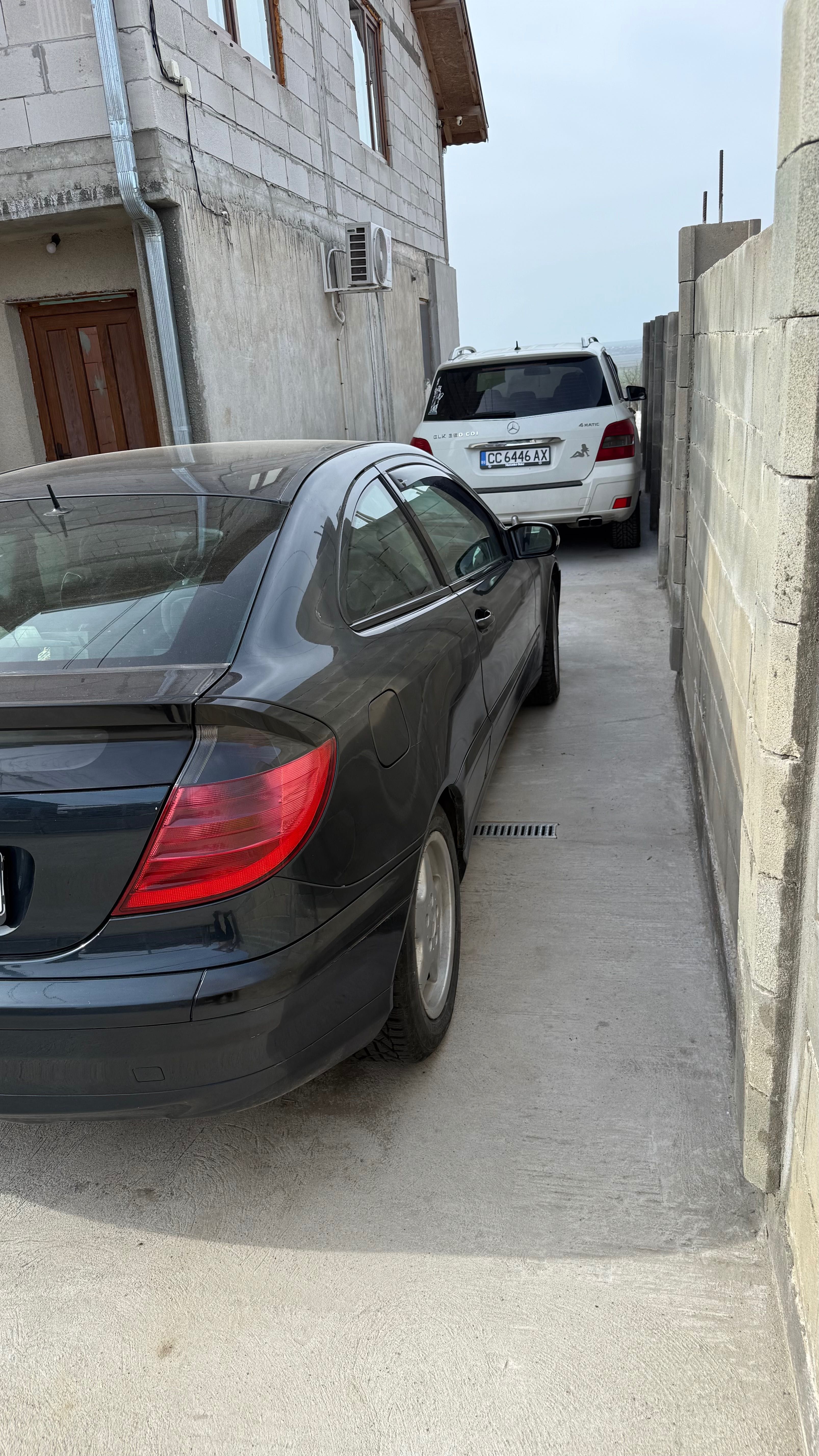 Mercedes-Benz c180 cl203 2.0i