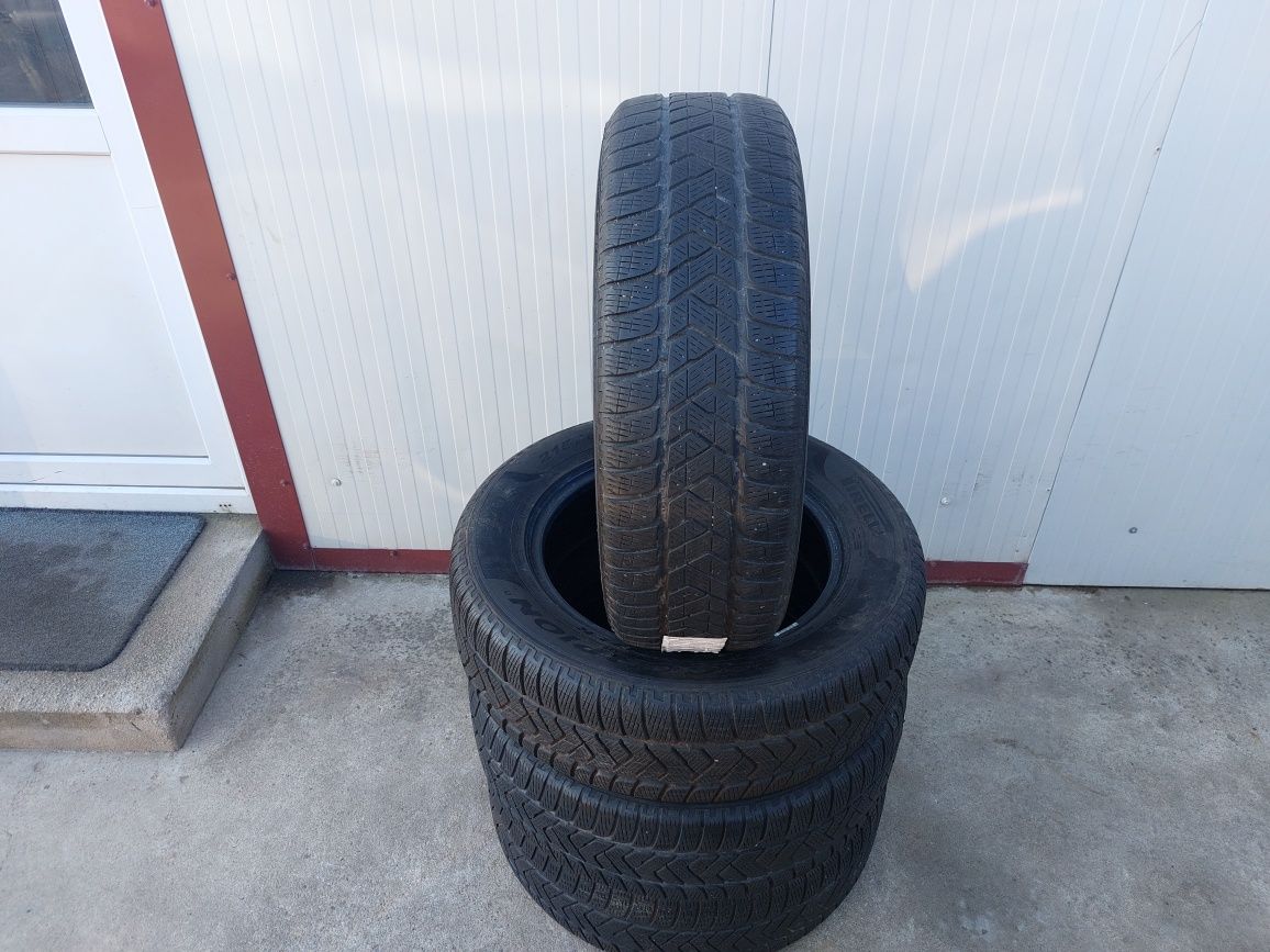 125 lei bucata! Set anvelope M+S 215 65 17 Pirelli dot 2020