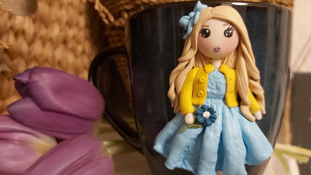 Cana cadou fetite, iubita papusa cu fundita fimo handmade