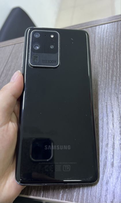 Продам телефон Samsung s20 ultra 5g