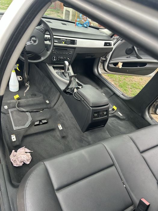 Iese la vanzare bmw automat
